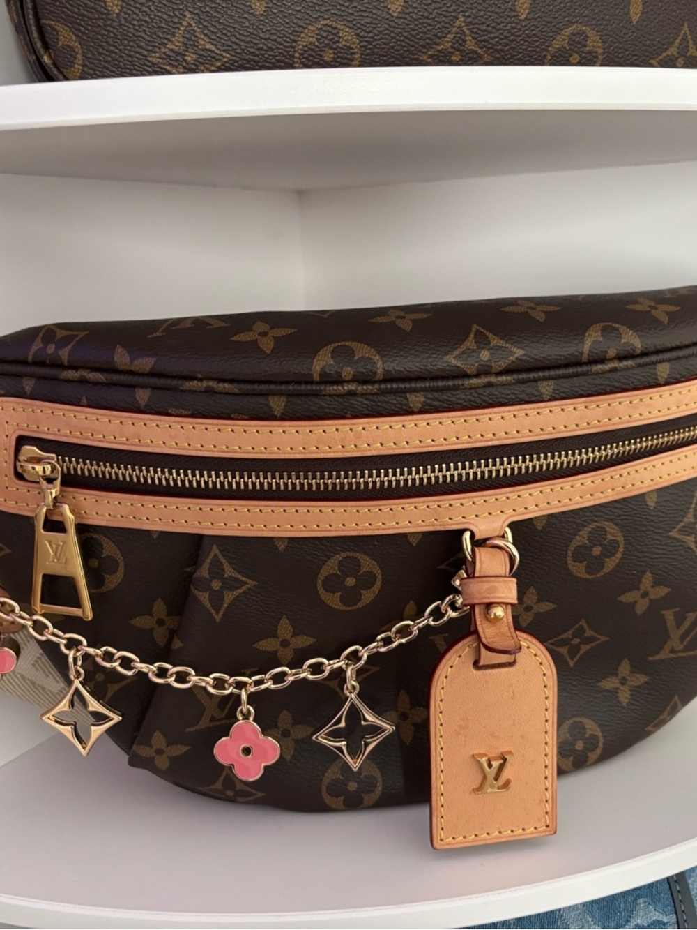 Louis Vuitton High Rise Bum Bag 💼 - Picture 8 of 8